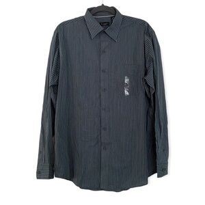 Van Heusen Steel Blue Striped Button Down Shirt Mens Size Medium NEW Business